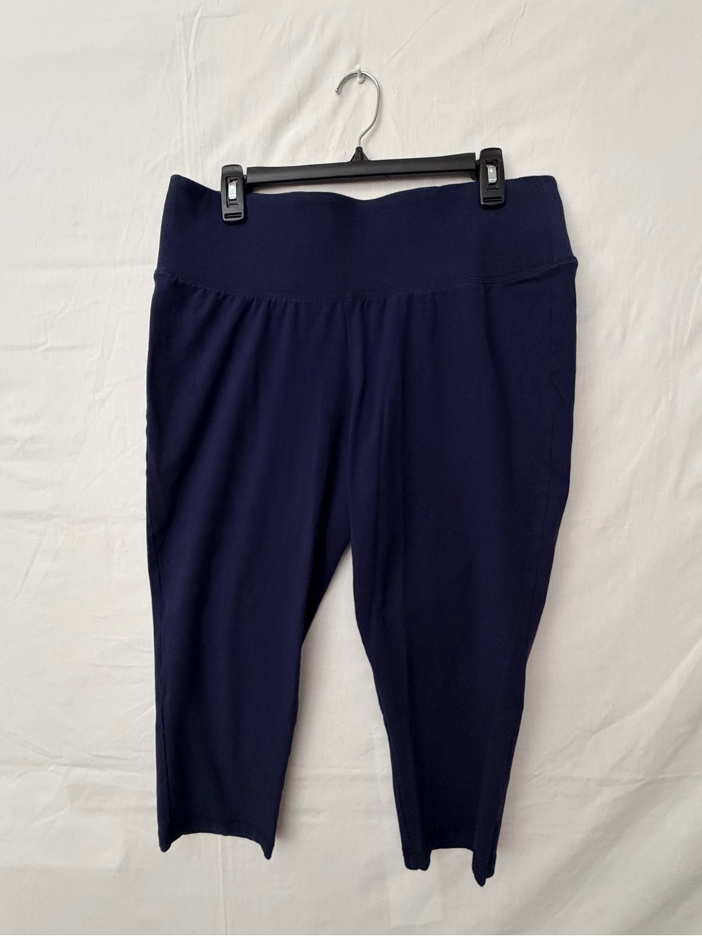 LIVI by Lane Bryant Women’s Navy Blue Capri Leggings Size 18/20(A767)